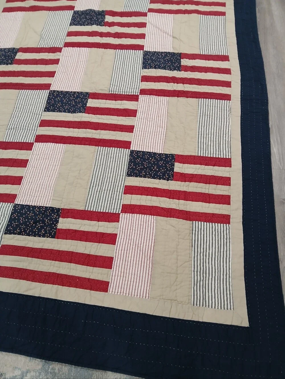 Patriotic Patchwork Flag Quilt - Navy, Red, Cream